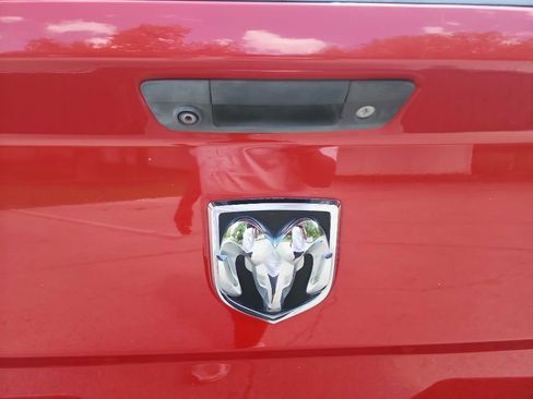 Used 2014 RAM 1500 Laramie image 9