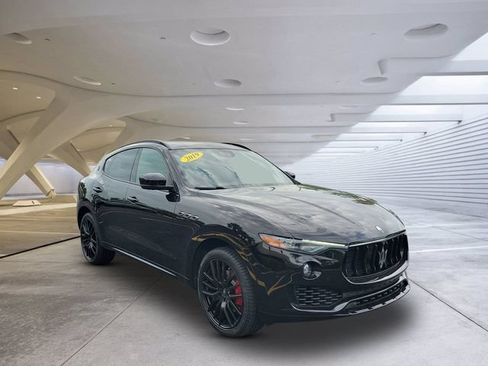 Used 2019 Maserati Levante AWD/4WD image 1