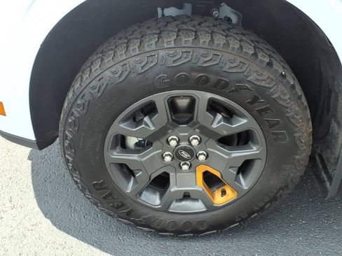 Used 2025 Ford Maverick Tremor AWD/4WD image 9