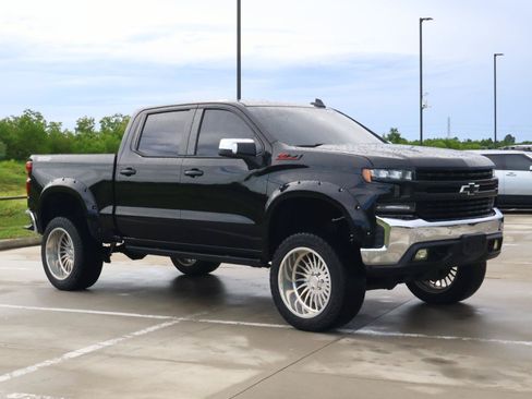 Used 2020 Chevrolet Silverado 1500 LT w/ Texas Edition AWD/4WD image 6