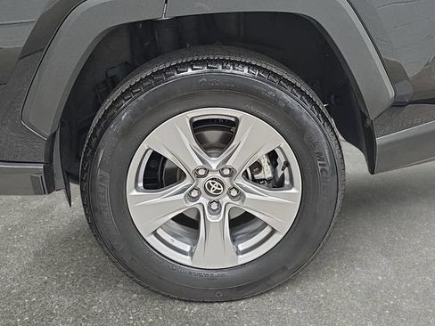 Certified 2025 Toyota RAV4 XLE AWD/4WD image 29
