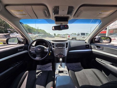 Used 2013 Subaru Legacy 2.5i Premium w/ All-Weather Pkg AWD/4WD image 17
