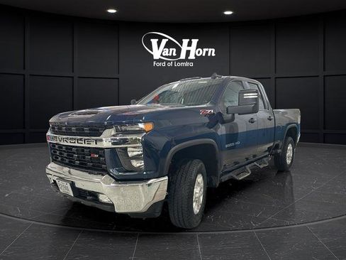 Used 2020 Chevrolet Silverado 2500 LT w/ All Star Edition AWD/4WD image 3