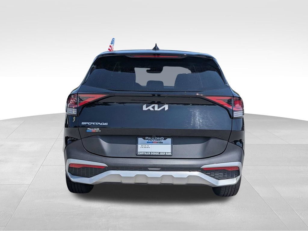 Used 2024 Kia Sportage EX FWD image 5