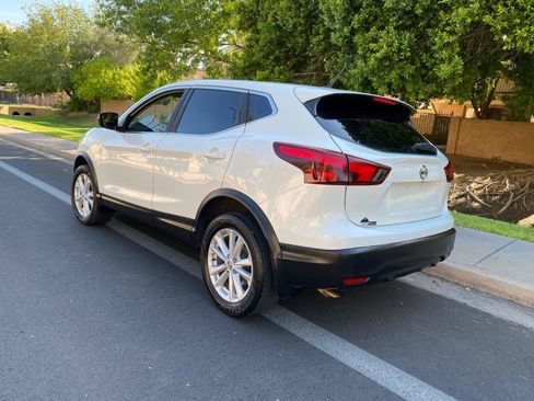 Used 2018 Nissan Rogue Sport AWD image 68