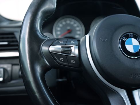 Used 2015 BMW M4 Coupe RWD image 17