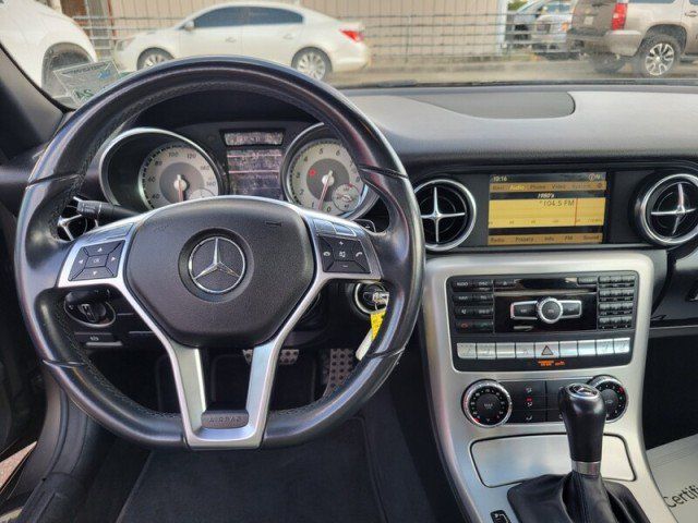 Used 2012 Mercedes-Benz SLK 350 image 15