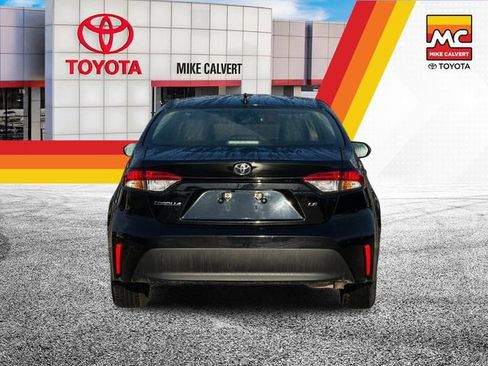 Used 2024 Toyota Corolla LE FWD image 4