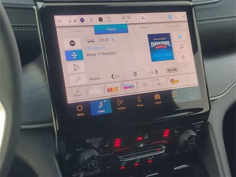 New 2025 Jeep Grand Cherokee Limited image 27