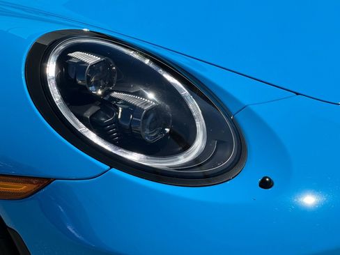 Certified 2018 Porsche 911 GT3 RWD image 35