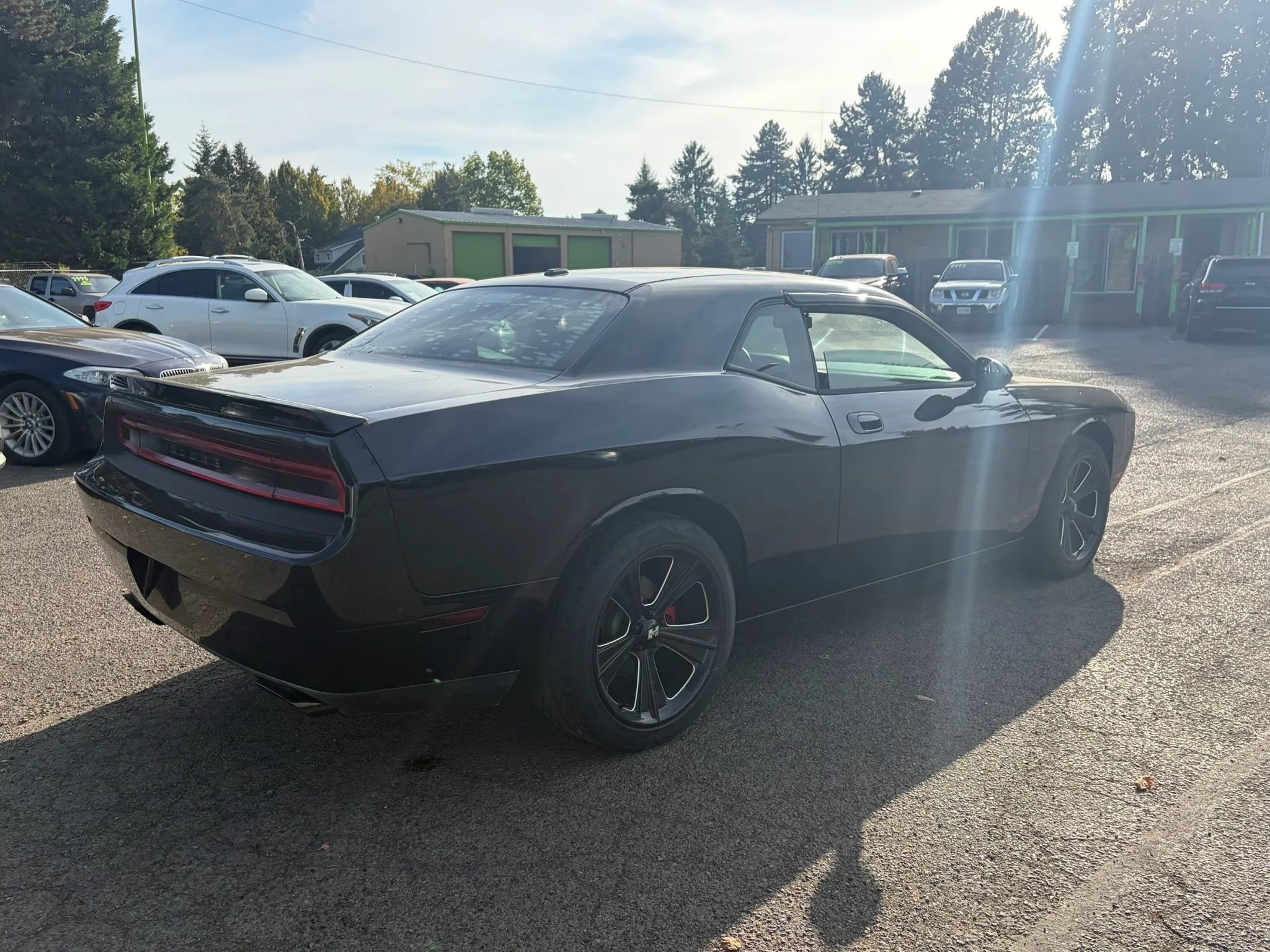Used 2010 Dodge Challenger R/T RWD image 3