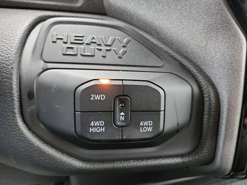 New 2026 RAM 3500 Tradesman AWD/4WD image 19