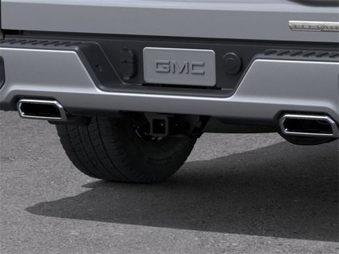 New 2026 GMC Sierra 1500 Elevation image 14