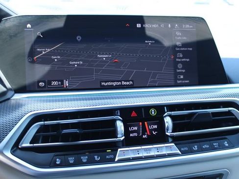 Used 2021 BMW X6 xDrive40i w/ M Sport Package AWD/4WD image 35