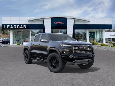 New 2026 GMC Canyon Denali w/ LPO, Denali Black Edition AWD/4WD image 1