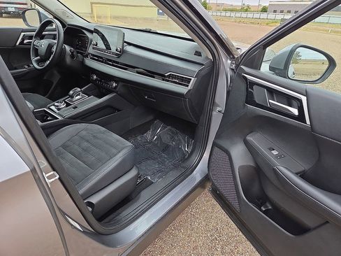 Used 2024 Mitsubishi Outlander SE AWD/4WD image 12