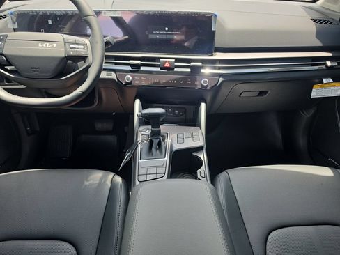 New 2026 Kia Sportage SX FWD image 15