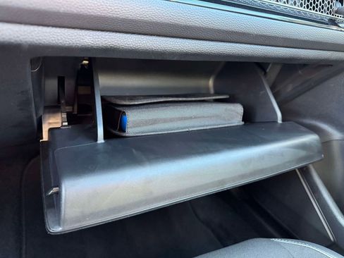 Used 2025 Honda Civic Sport image 32