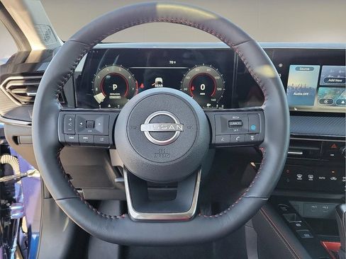 Used 2025 Nissan Kicks SR w/ SR Premium Package AWD/4WD image 19