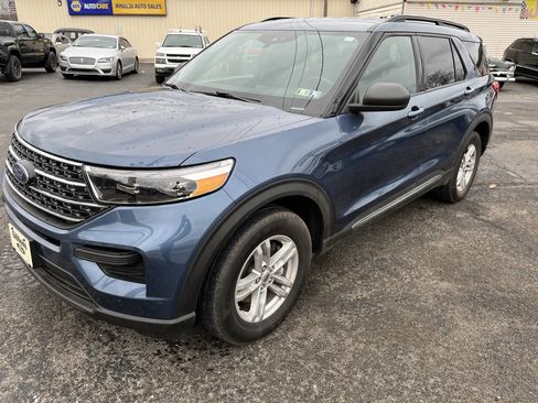 Used 2020 Ford Explorer XLT w/ Class III Trailer Tow Package image 3