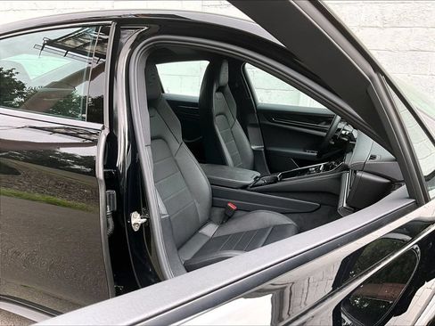 Certified 2025 Porsche Panamera 4 AWD/4WD image 12