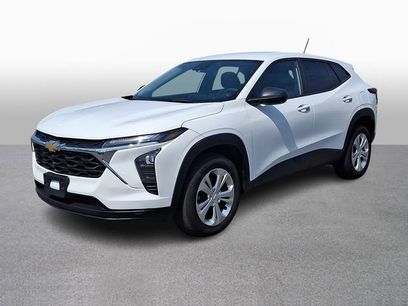 Used 2025 Chevrolet Trax LS