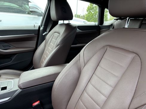 Used 2023 BMW i4 eDrive35 image 16