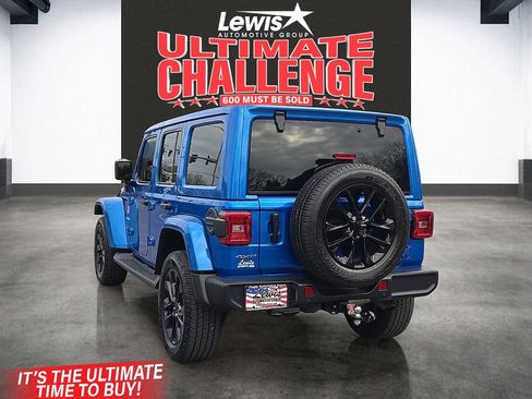 Used 2021 Jeep Wrangler Unlimited Sahara w/ Cold Weather Group image 3