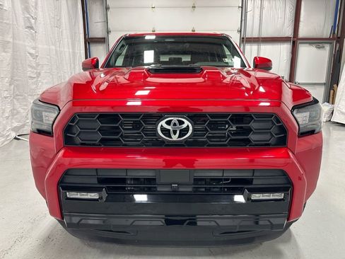 Used 2025 Toyota 4Runner TRD Sport image 2