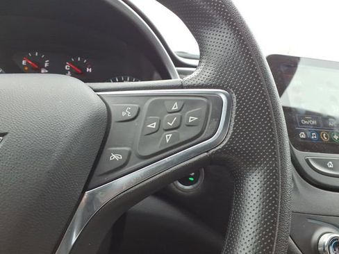 Used 2024 Chevrolet Malibu LT image 16