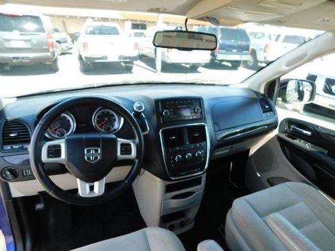 Used 2015 Dodge Grand Caravan American Value Package w/ UConnect Hands-Free Group image 15