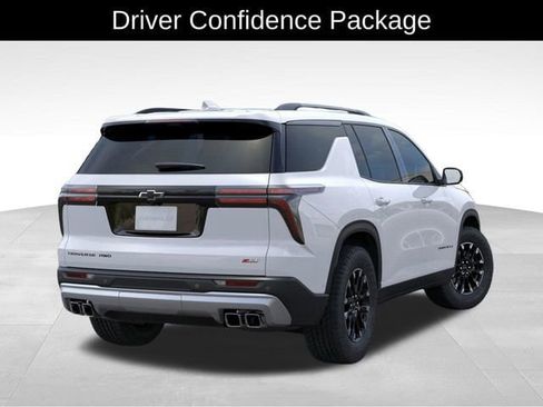 New 2026 Chevrolet Traverse Z71 w/ Enhanced Driving Package AWD/4WD image 5
