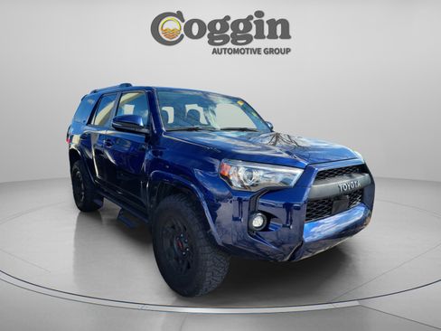Used 2023 Toyota 4Runner SR5 Premium w/ Moonroof Package image 5