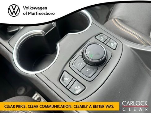 Used 2021 GMC Terrain SLT w/ Infotainment Package II image 31