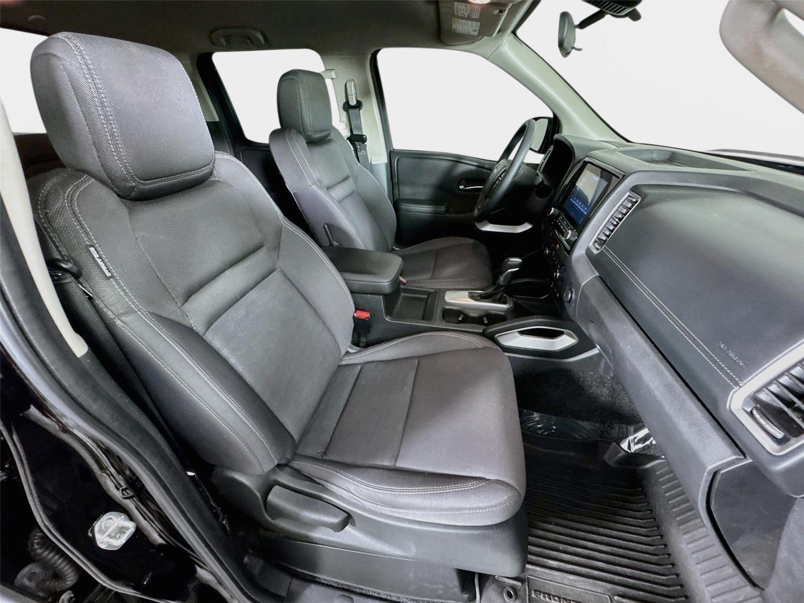 Used 2024 Nissan Frontier SV w/ Technology Package RWD image 26