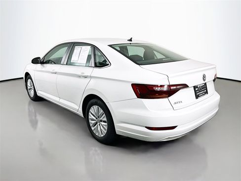 Used 2019 Volkswagen Jetta S w/ Driver Assistance Package image 5