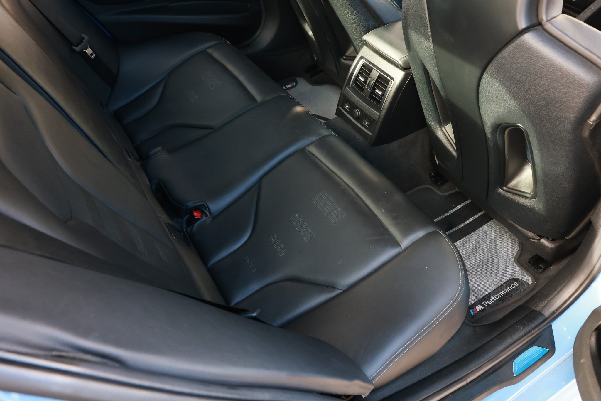 Used 2018 BMW M3 w/ Competition Package RWD image 16