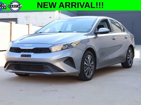 Used 2023 Kia Forte LXS FWD image 1