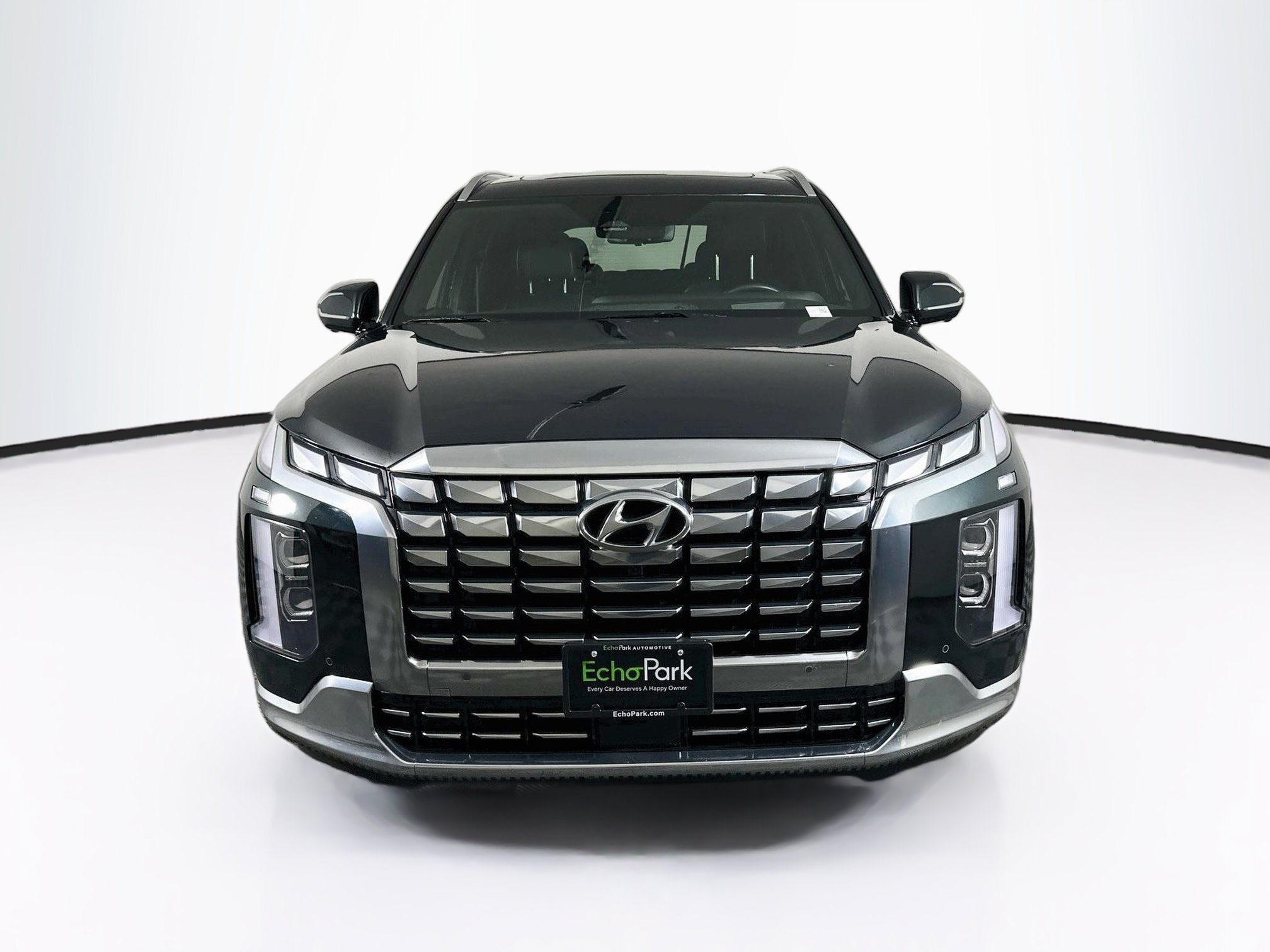 Used 2024 Hyundai Palisade Calligraphy AWD/4WD image 2