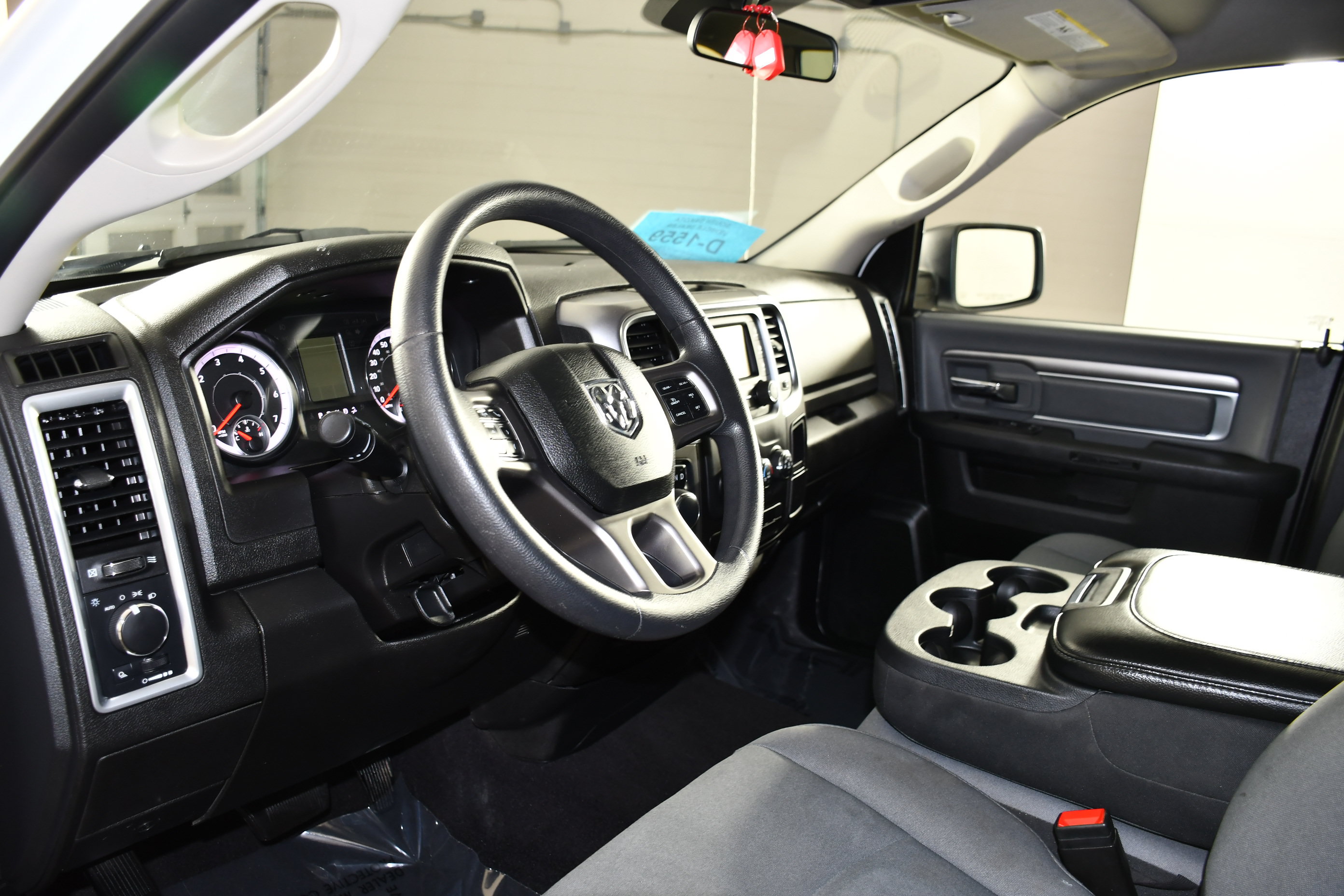 Used 2024 RAM 1500 Classic SLT AWD/4WD image 2