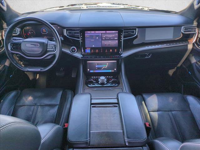 Used 2022 Jeep Grand Wagoneer Series II w/ Convenience Group III AWD/4WD image 19