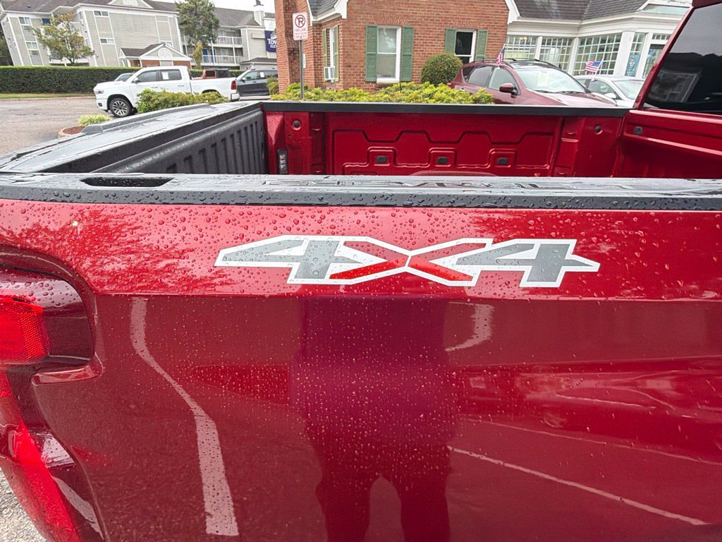 Used 2021 Chevrolet Silverado 1500 Custom AWD/4WD image 8