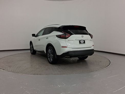 Used 2022 Nissan Murano Platinum w/ Cargo Package image 3