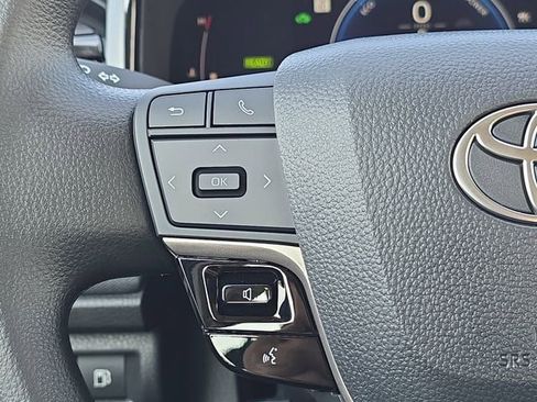 Used 2026 Toyota Camry LE image 16