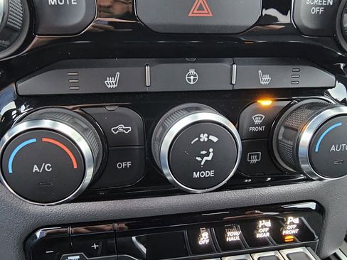 Used 2022 RAM 1500 Big Horn image 27