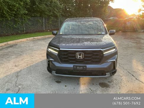 Used 2025 Honda Pilot EX-L image 2
