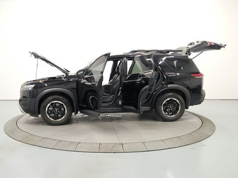 Used 2024 Nissan Pathfinder Rock Creek AWD/4WD image 12