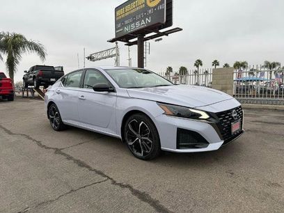 New 2025 Nissan Altima 2.5 SR