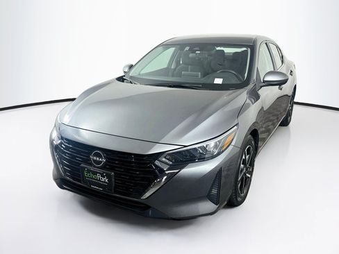 Used 2024 Nissan Sentra SV FWD image 3