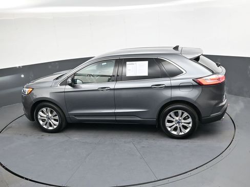 Used 2022 Ford Edge Titanium w/ Equipment Group 301A image 32